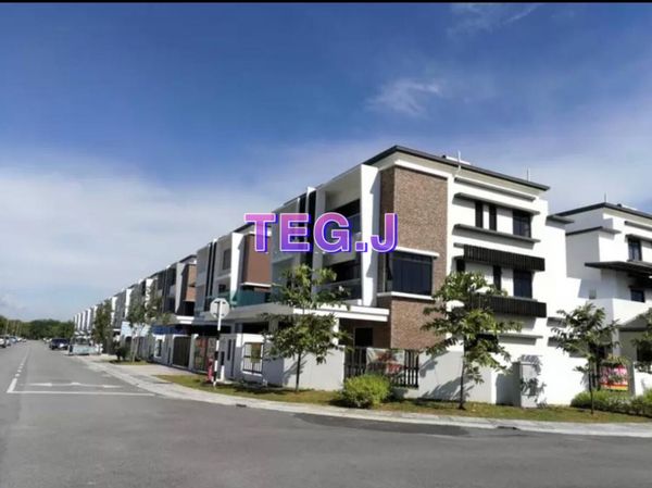 Montana Setia Utama 1 Setia Alam Setia Alam Intermediate Semi Detached House 4 Bedrooms For Sale Iproperty Com My
