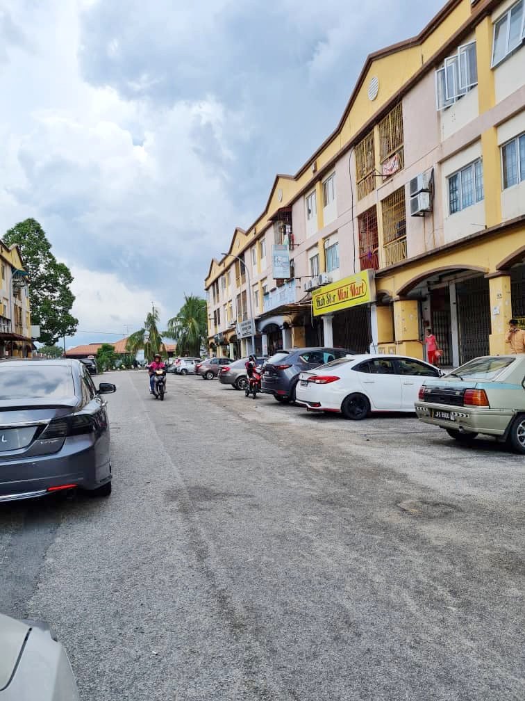 Taman Cahaya Kota Puteri Apartment Shop 2 Unit For Sale Rm730 000 By Iris Loh Edgeprop My