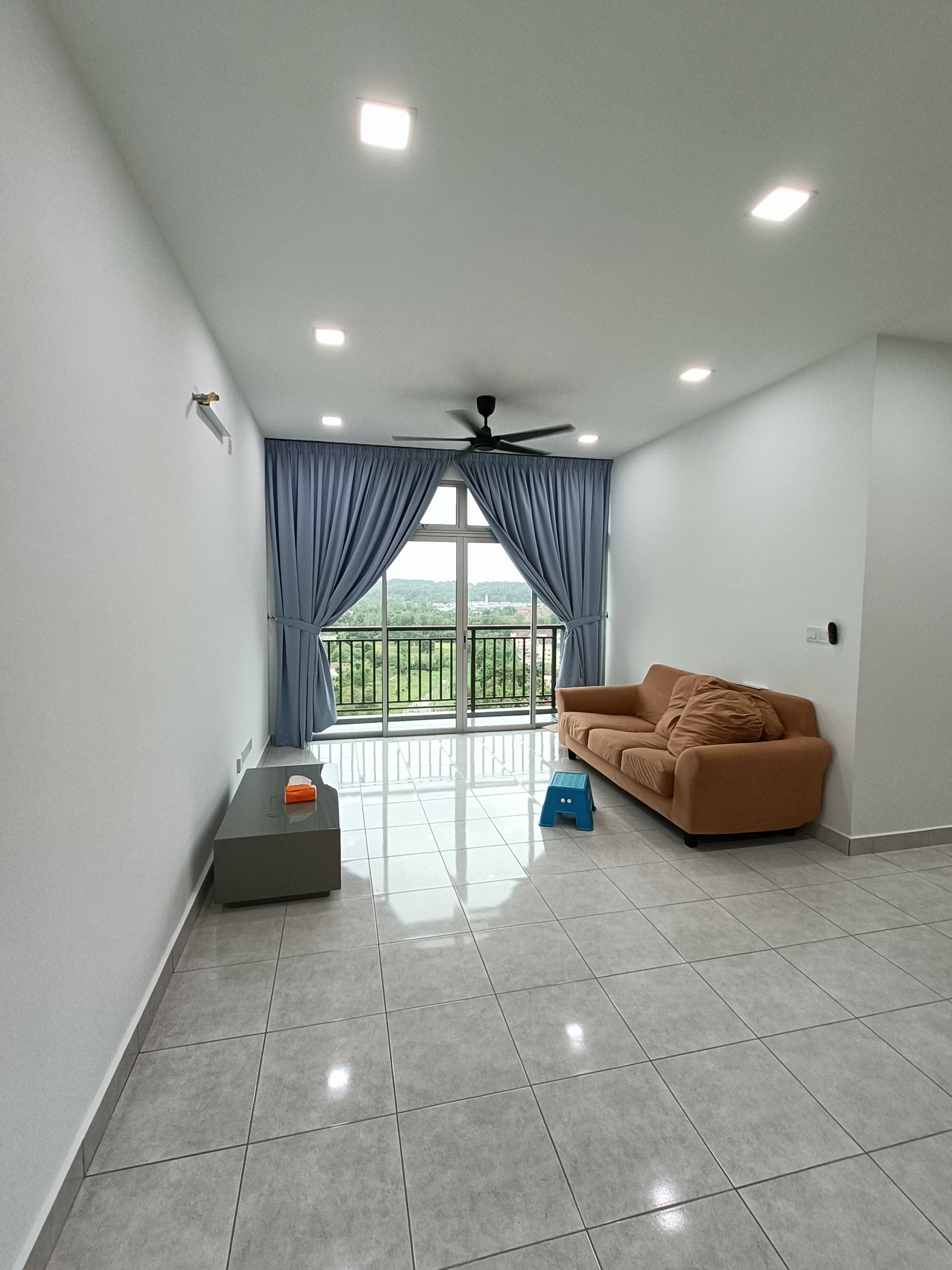 Amber Heights Seri Alam For rent