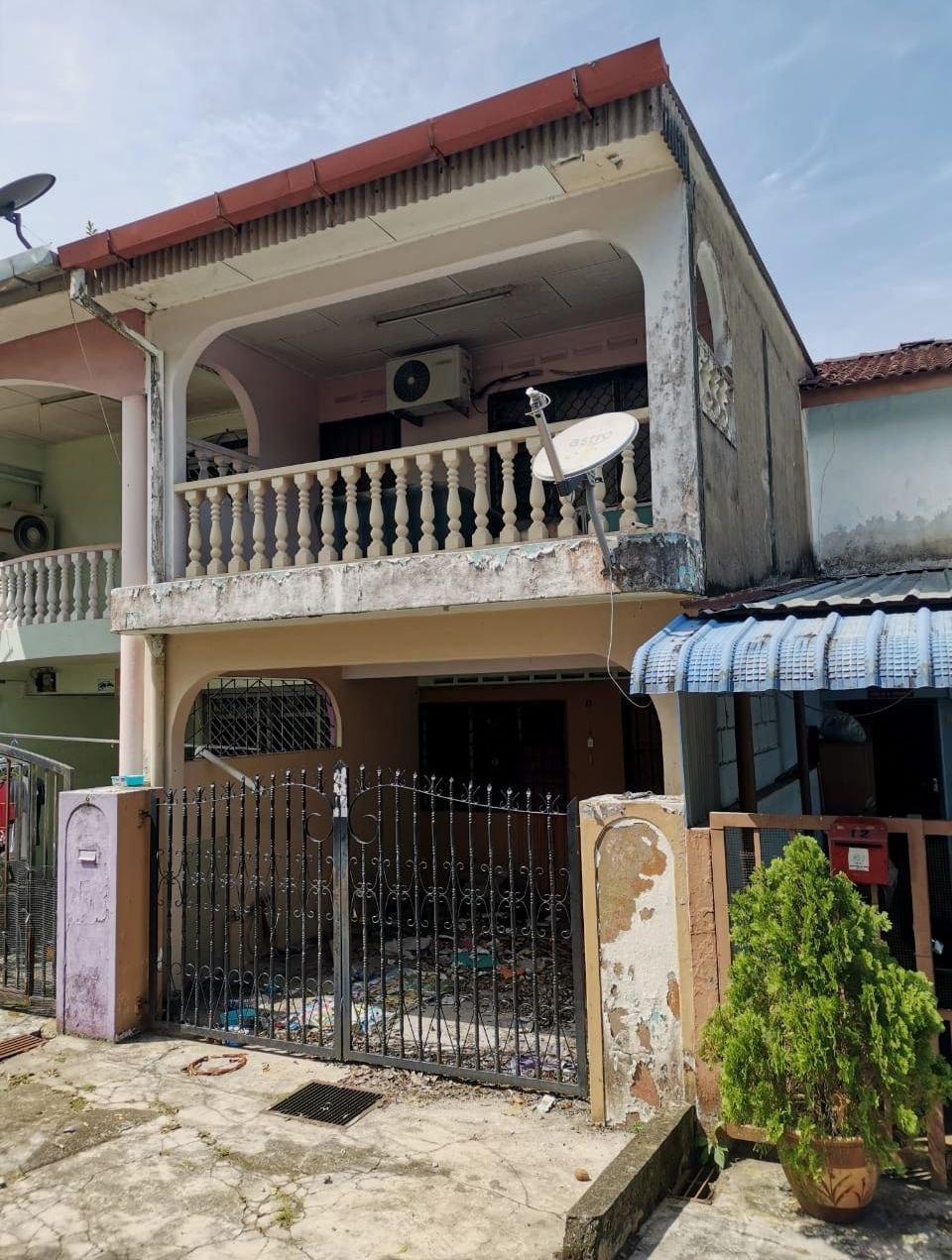 Sk Seri Taman Kluang Barat Walking And Running Trail Johor Malaysia Pacer