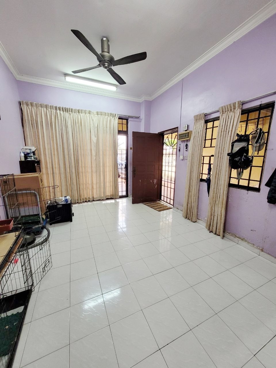 Johor Jaya , 2 Storey , 3 Bed , Renovated Unit