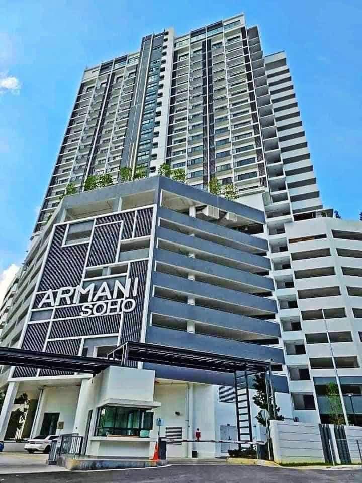 Partially Furnished ,Service Residence Armani Soho Studio unit Subang Jaya Selangor