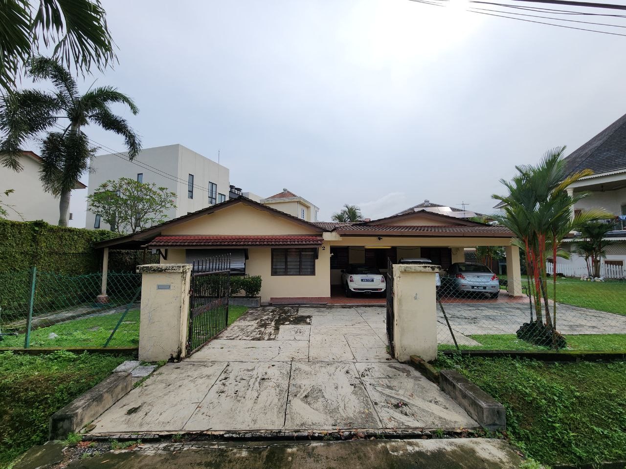 SPACIOUS LAND Bungalow House SS1 Kampung Tunku Petaling Jaya Near Shah Alam Selangor
