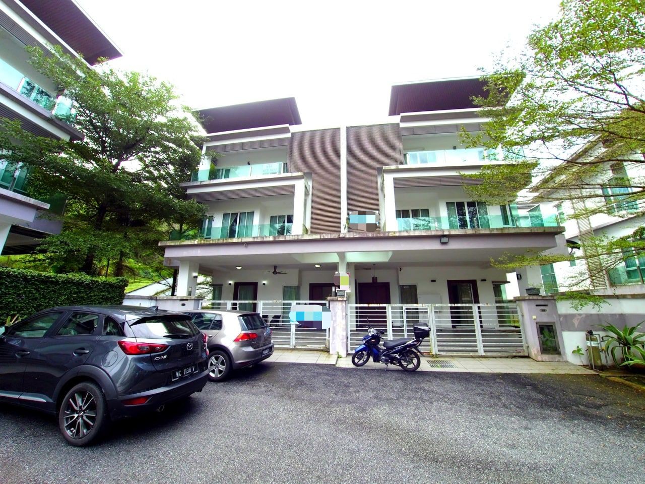 CORNER LOT 3 Storey Semi Detached House Beverly Heights Ampang Selangor