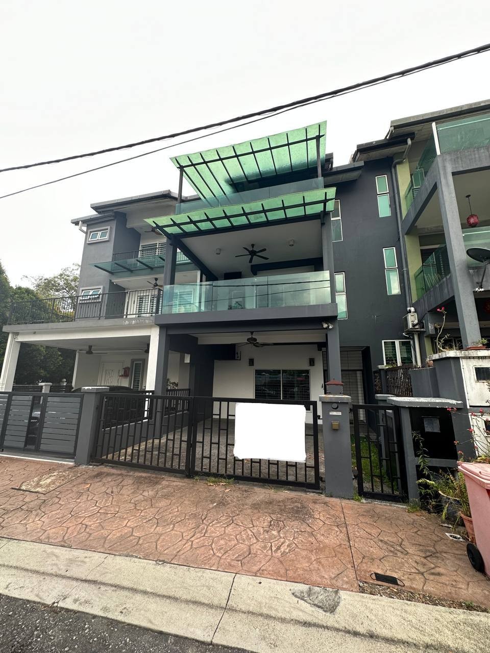 RENOVATED & EXTENDED 2.5 Storey Terrace House Ara Residence Bandar Sri Damansara Kuala Lumpur