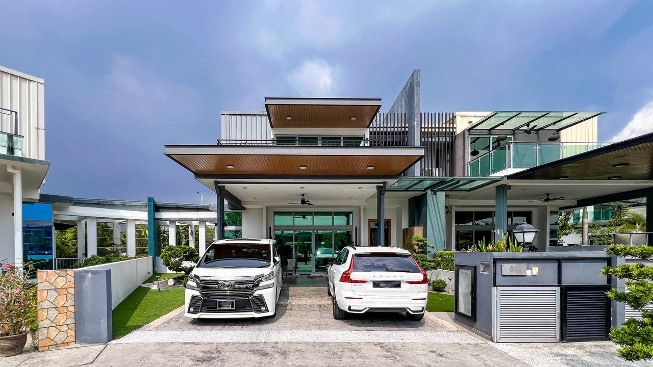 MODERN DESIGN 2 Storey Semi Detached House D'island Residence Puchong Selangor