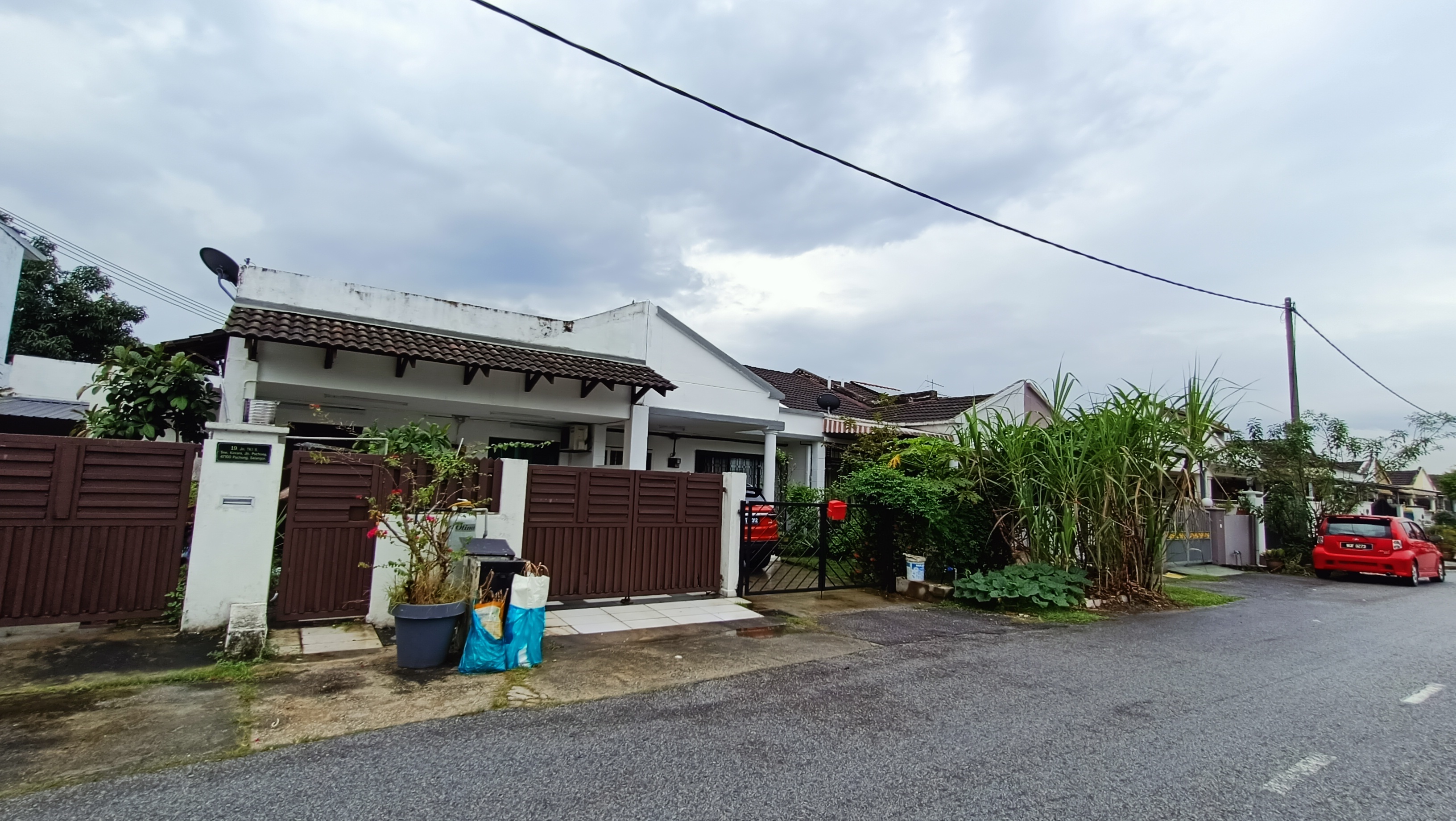 Single Storey House corner lot, Taman Kinrara