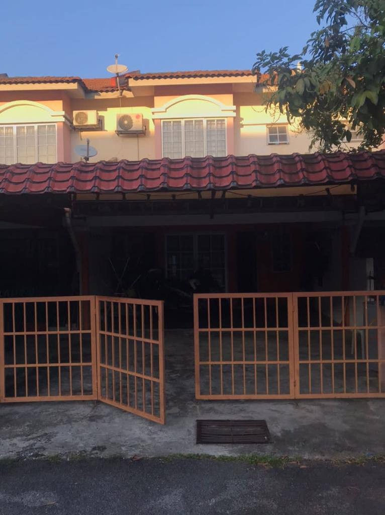 Double Storey Terrace House at Sungai Ramal Dalam for rent