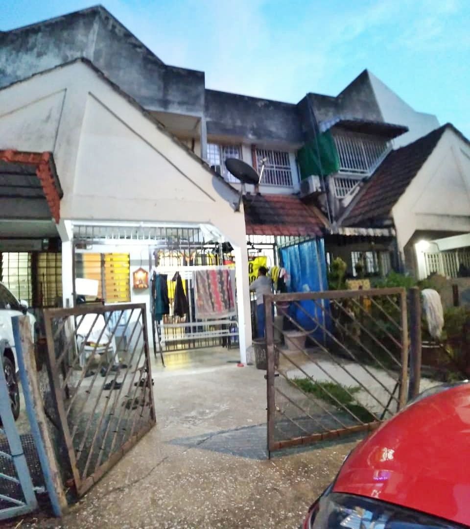 EXTENDED KITCHEN Terrace 2 Storey Tmn Melur Ampng