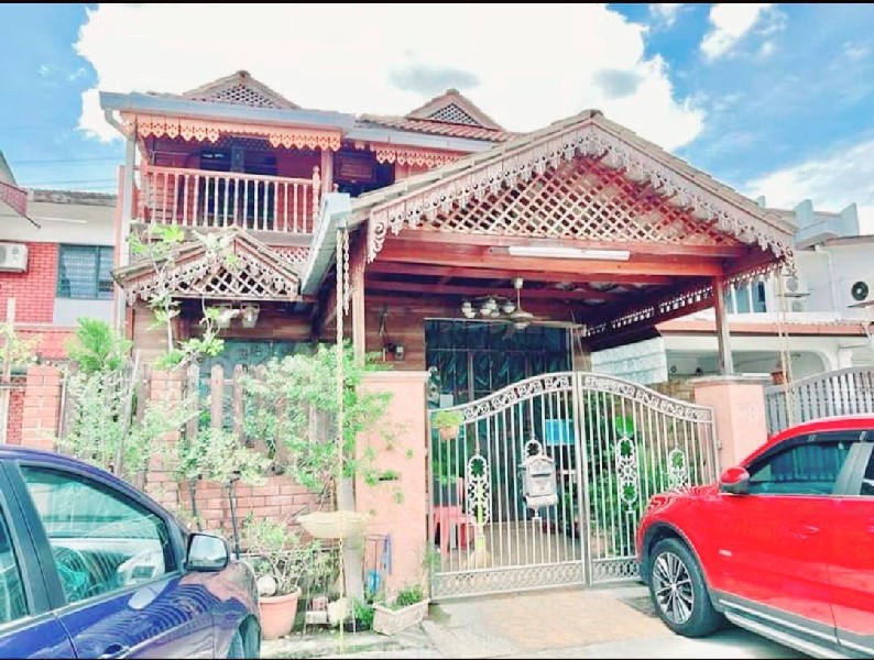 FREEHOLD Selayang 2 Sty Fully Renovated