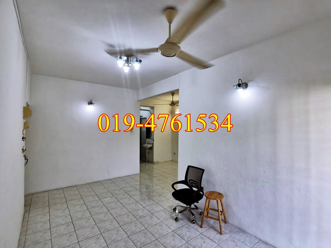 Unfurnished : TAMAN CEMERLANG Apartment in Jelutong For Rent