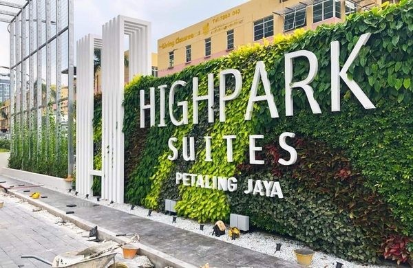 Fully Furnished Apartment 2 Rooms Condo LRT HighPark Suites SS 6 Kelana Jaya Petaling Jaya For Rent