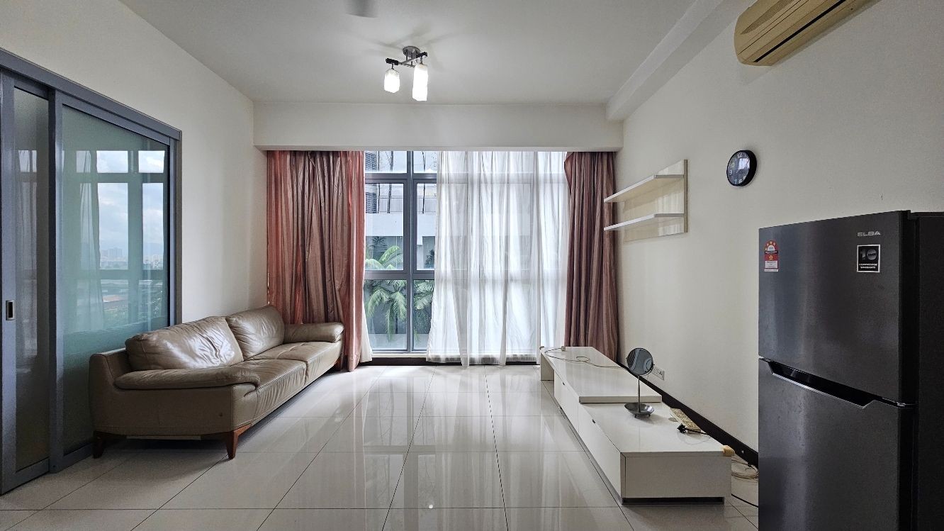 Hampshire Residences Unit Special Fully Furnished Dual Keys System, 2 BR, 2 B, 1,065 sqft For Sales