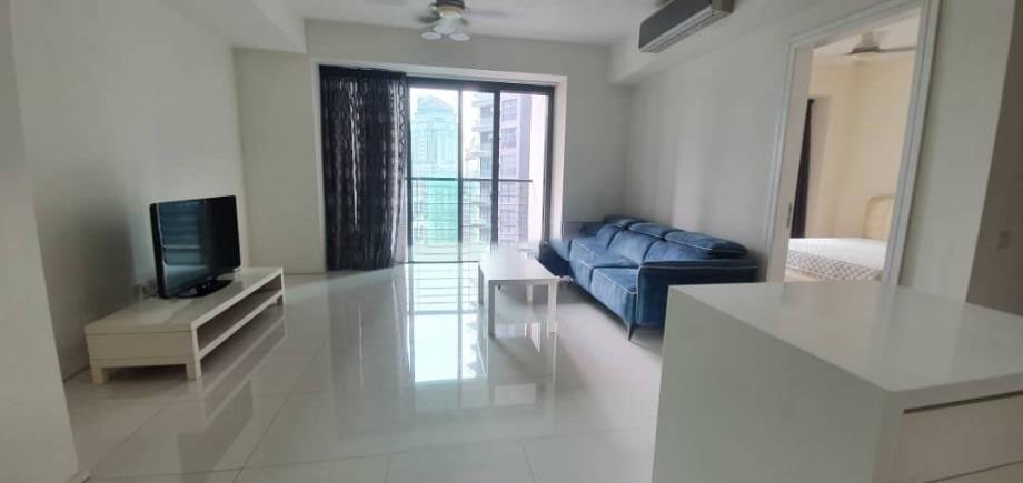 Hampshire Place Fully Furnished Tenanted 1+1 BR, 1 B, 915 sqft for Sales (Ref_HP17)