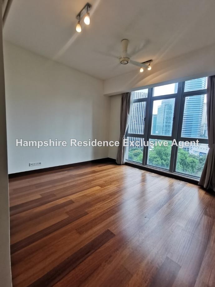 Hampshire Residences Unit Spacious Living Hall Partially Furnished 3+1 BR, 5 B, 2,303 sqft For Sales (Ref_HR26)