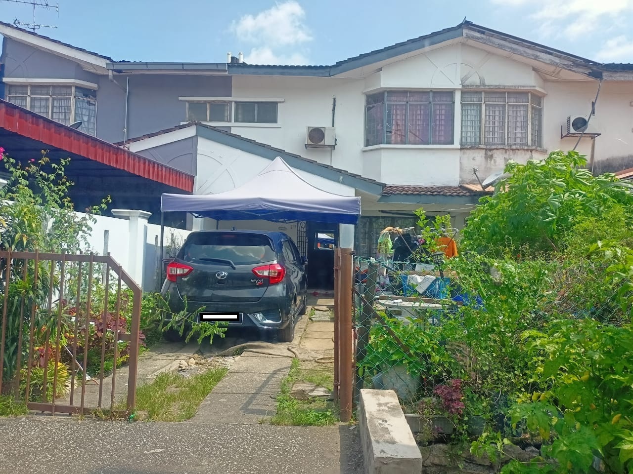 Rawang, Bukit Sentosa 2sty Terrace House For Sale rm330k
