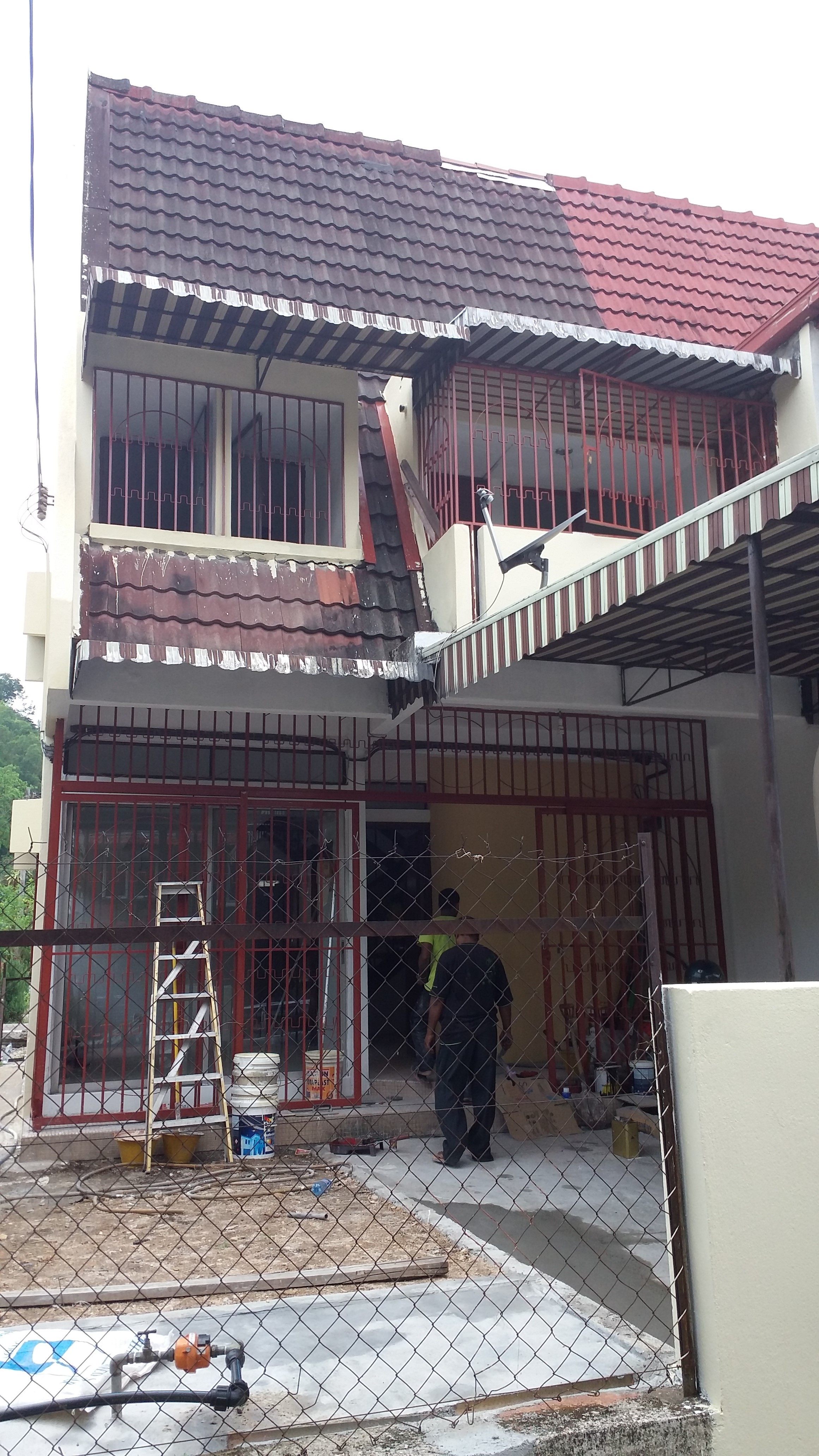 Taman Sri Gombak 2sty Terrace House For Sale - FreeHold - End Lot