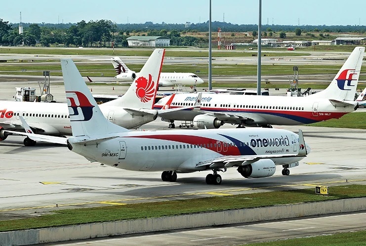 Malaysia Airlines to resume limited flights from KL to ...