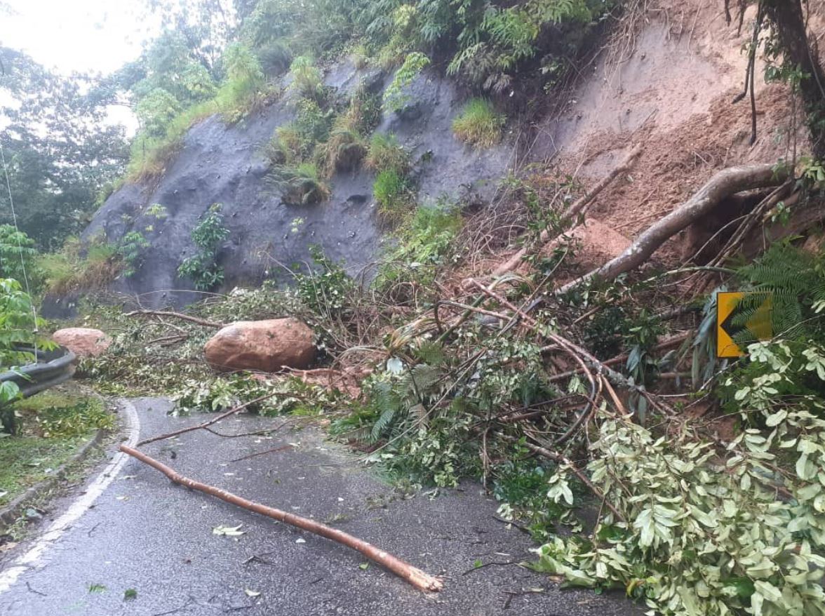 Jalan kemensah heights landslide