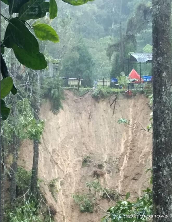 Seri kembangan landslide