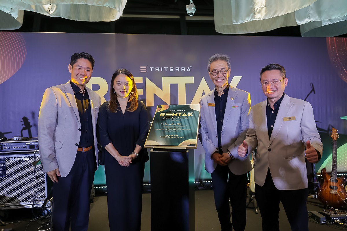 (From left) Lim, federal territories minister Hannah Yeoh, Triterra joint chairman Datuk Seri Michael Yam, and deputy chairman Daniel Lim opening the Rentak Music Celebration, marking Triterra’s 10th year in Kuala Lumpur (Photo by Triterra)