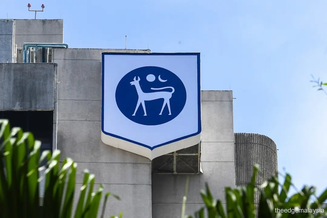 The overnight policy rate is maintained at 2.75% following the fifth of six scheduled reviews for the year, Bank Negara Malaysia said. (Photo by Low Yen Yeing/The Edge)
