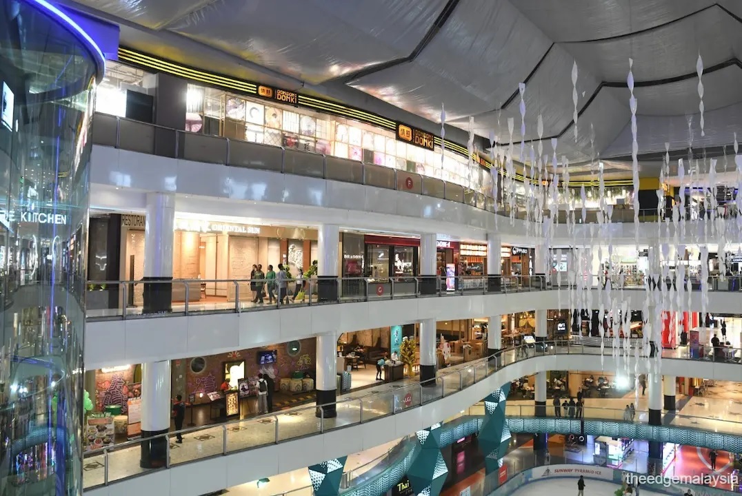 Malaysia mandates recycling centre for shopping malls beginning June