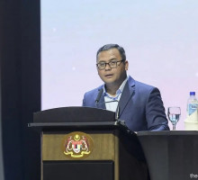 Amirudin: Selangor committed to resolving long-standing strata housing issues