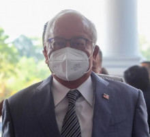 Najib's bid to remove Sri Ram from prosecuting him in 1MDB audit report tampering trial goes to Federal Court