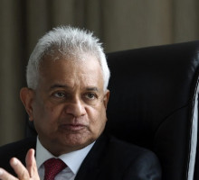 Najib's suit for 'wrongful prosecution' to gain political mileage, says Tommy Thomas