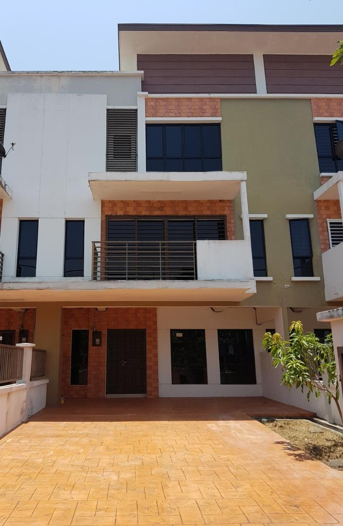 2 5 Double Storey Bukit Saujana Sungai Buloh Murah For Sale Rm 600000 By Izzah Rohaizad Edgeprop My