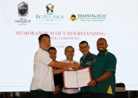 170419mousigning1.jpg By Eco World Development Group for The Edge