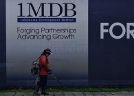 1MDB2