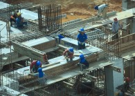 20110504_ind_constructionworkers_agi2.jpg 