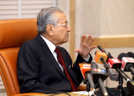20190506_peo_primeministertundrmahathirmohamadspeakingataninterviewsessionwiththepress_6_ky.jpg