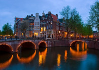amsterdam_123rf.jpg