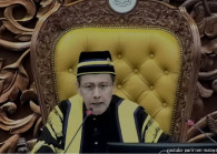 Datuk Azhar Azizan Harun 