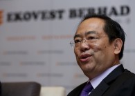 datukserilimkengcheng1_sam.jpg The Edge