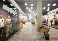 emptymall24251156_s_0_0.jpg 