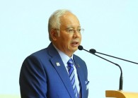 fb_najibtunrazak1_sam.jpg The Edge