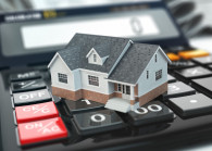 houseoncalculator52894902_s_1.jpg