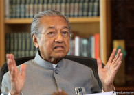 mahathir-2_20181002182104_theedgemarkets.jpg 