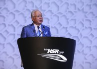 najib_mystations-transformingmalaysiaphoto3_0.jpg by by MyHSR Corp