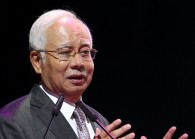 najibrazak_jukly13_pg-3.jpg The Edge