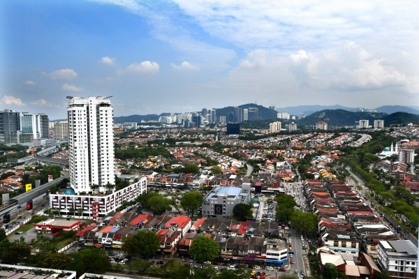 Rhb Stays Neutral On Property Sector As New Mm2h Rules Seen Having Minimal Negative Impact Edgeprop My