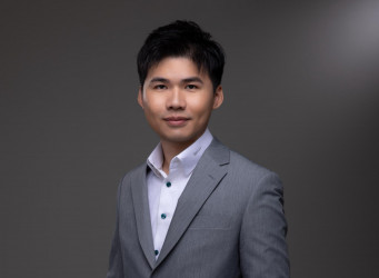 Wilson Ng's strategic path in commercial real estate as the analytical agent