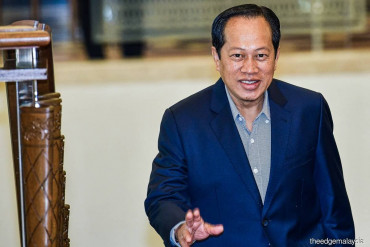 Only 5% of govt projects categorised as ‘sick’, says Ahmad Maslan