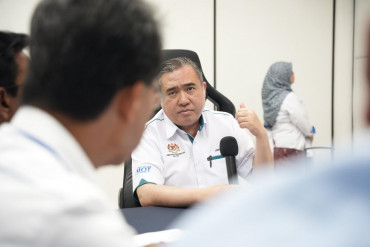 LRT derailment: Track to resume operations by June 3, says Loke