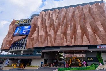 LBS Bina jumps 8.5% as continuing operations return to black in 4Q, dividend policy revised