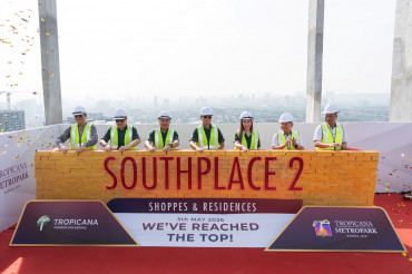 Tropicana Metropark marks topping-off milestone for SouthPlace 2 Shoppes & Residences